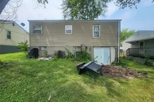 5952 Hancock Ave, Berkeley, MO 63134 - Photo 3