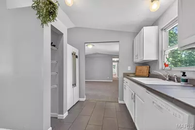 9948 Golden Ridge Drive, Grubville, MO 63041 - Photo 5