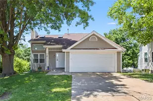 110 Aspencade Cir, Saint Peters, MO 63376 - Photo 1