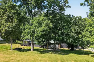 310 Cliff Cave Rd, Saint Louis, MO 63129 - Photo 7