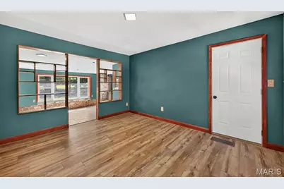 310 Cliff Cave Road, Saint Louis, MO 63129 - Photo 17