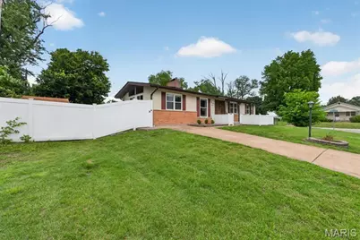 3301 Avenue H, Saint Louis, MO 63125 - Photo 1