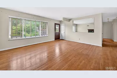 11820 Parklind Drive, Sunset Hills, MO 63127 - Photo 5