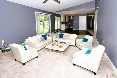 4221 Meadowgreen Trails Drive, Saint Louis, MO 63129 - Photo 9