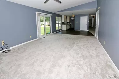 4221 Meadowgreen Trails Drive, Saint Louis, MO 63129 - Photo 13