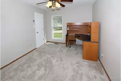 4221 Meadowgreen Trails Drive, Saint Louis, MO 63129 - Photo 17