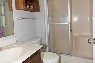 4221 Meadowgreen Trails Dr, Saint Louis, MO 63129 - Photo 15