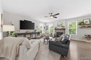 209 Grayleaf Ct, Wentzville, MO 63385 - Photo 11