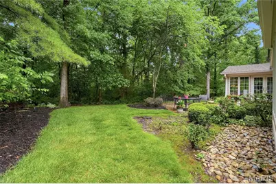 9767 Fall Ridge Trail, Sunset Hills, MO 63127 - Photo 15