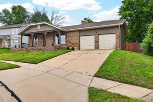 11853 Northport Dr, Florissant, MO 63033 - Photo 3