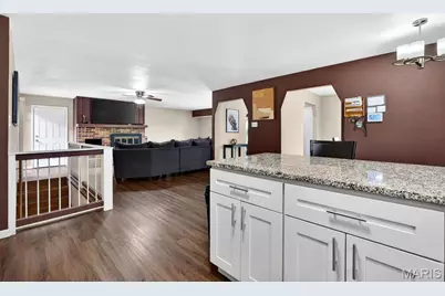 11853 Northport Drive, Florissant, MO 63033 - Photo 21
