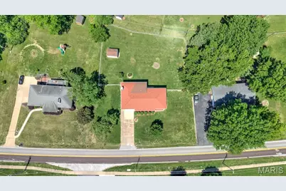 12565 Old Jamestown Road, Black Jack, MO 63033 - Photo 5