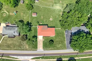 12565 Old Jamestown Rd, Black Jack, MO 63033 - Photo 5