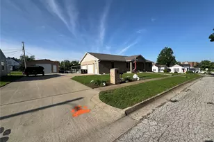 321 W Hamilton St, Palmyra, MO 63461 - Photo 3