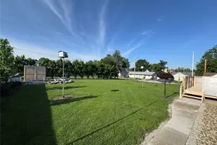 321 W Hamilton St, Palmyra, MO 63461 - Photo 7