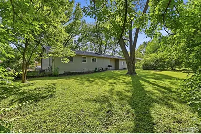 1901 Croftdale Drive, Florissant, MO 63031 - Photo 27