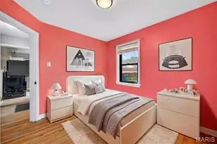 7433 Morgan Ford Rd, Saint Louis, MO 63116 - Photo 11