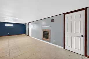 7433 Morgan Ford Rd, Saint Louis, MO 63116 - Photo 17
