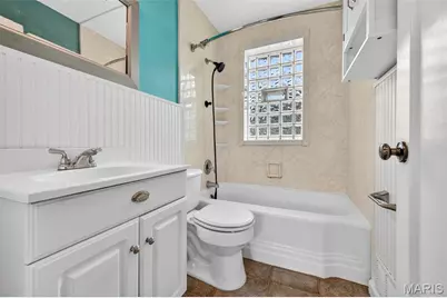7433 Morganford Road, Saint Louis, MO 63116 - Photo 15