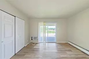 7499 Hazelcrest Dr, Saint Louis, MO 63042 - Photo 9