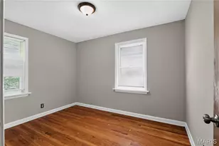 1205 Duenke Dr, Bellefontaine Neighbors, MO 63137 - Photo 11