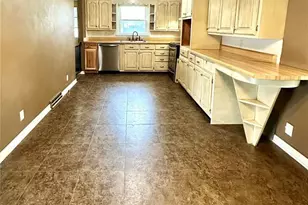 804 S Apple Ave, New Melle, MO 65013 - Photo 9