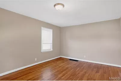 448 Georgia Avenue, Saint Louis, MO 63135 - Photo 7