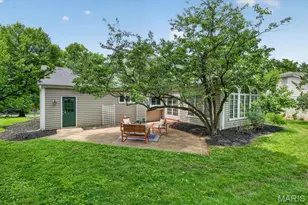 800 Bridlebrook Ln, Kirkwood, MO 63122 - Photo 33