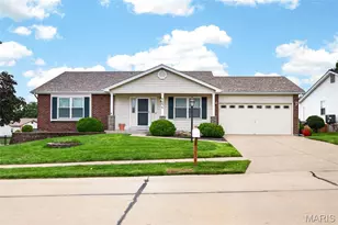 4046 Cambridge Crossing Dr, Saint Charles, MO 63304 - Photo 1