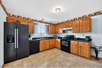 4046 Cambridge Crossing Drive, Saint Charles, MO 63304 - Photo 11