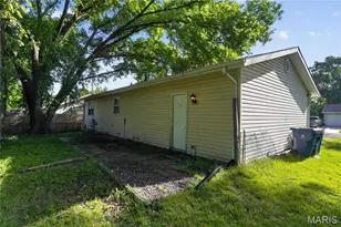 12071 El Camara Dr, Florissant, MO 63033 - Photo 5