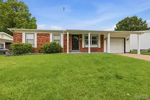 12057 Renaissance Dr, Maryland Heights, MO 63043 - Photo 37