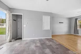 12057 Renaissance Dr, Maryland Heights, MO 63043 - Photo 15