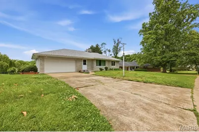 38 Pinewood Drive, Saint Louis, MO 63123 - Photo 33