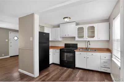 8102 Frost Avenue, Saint Louis, MO 63134 - Photo 7