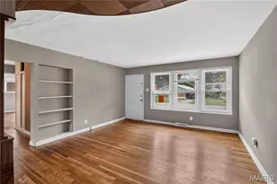 9811 Portage Dr, Saint Louis, MO 63136 - Photo 7