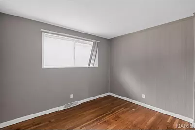 9811 Portage Drive, Saint Louis, MO 63136 - Photo 17