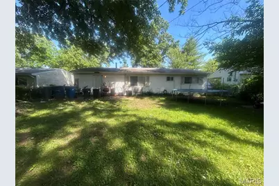 9822 Treadway Lane, Saint Louis, MO 63134 - Photo 23