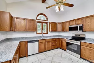 157 S Kings Rd, Lake Sherwood, MO 63357 - Photo 15