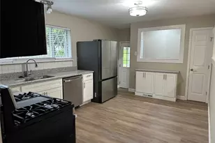 7230 Howdershell Rd, Hazelwood, MO 63042 - Photo 7