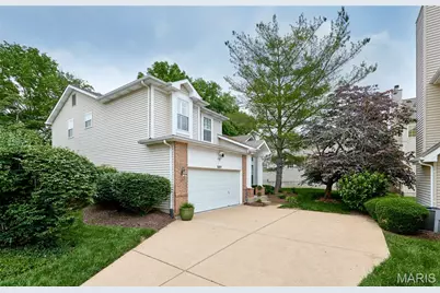 15207 Cambridge Terrace Court, Chesterfield, MO 63017 - Photo 3