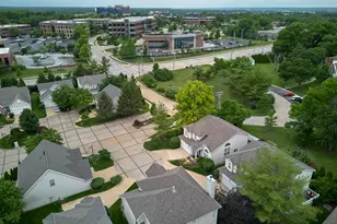 15207 Cambridge Terrace Ct, Chesterfield, MO 63017 - Photo 5