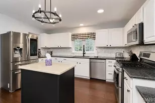 15207 Cambridge Terrace Ct, Chesterfield, MO 63017 - Photo 19
