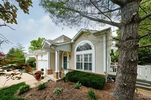 15207 Cambridge Terrace Ct, Chesterfield, MO 63017 - Photo 5