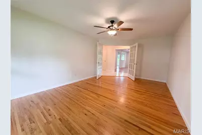 207 Renaldo Drive, Chesterfield, MO 63017 - Photo 9