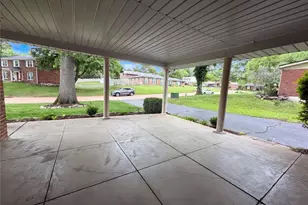 207 Renaldo Dr, Chesterfield, MO 63017 - Photo 21
