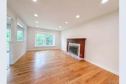 207 Renaldo Drive, Chesterfield, MO 63017 - Photo 3