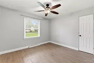 9607 Harold Dr, Saint Louis, MO 63134 - Photo 15