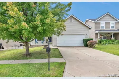 131 Brookfield Boulevard, Wentzville, MO 63385 - Photo 3