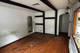 8409 Braddock Dr, University City, MO 63132 - Photo 5